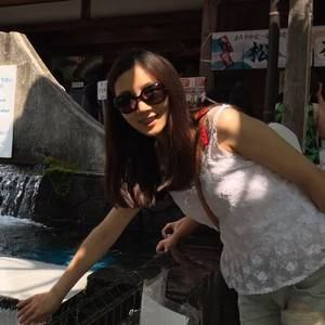 Meet your Posher, Yi